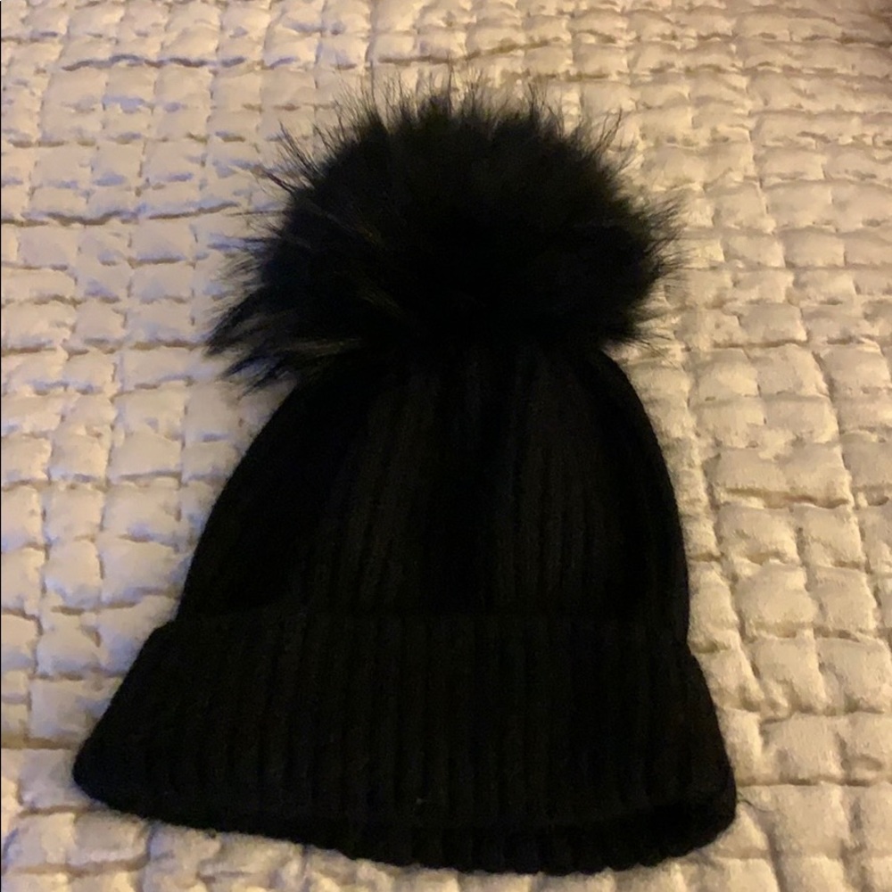 Winter hat - Picture 4 of 4